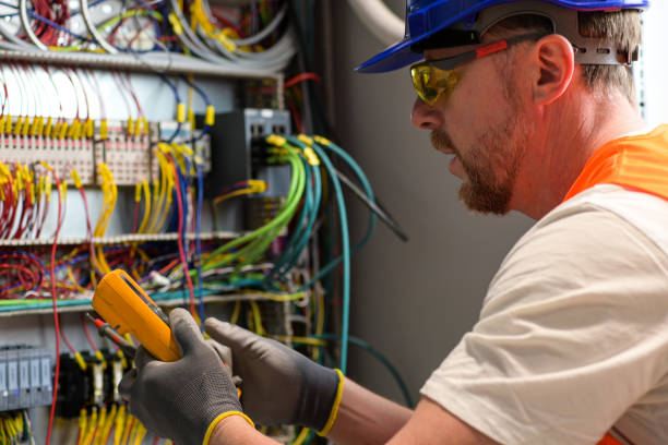 Best Local Electrician Companies  in New Haven, CT